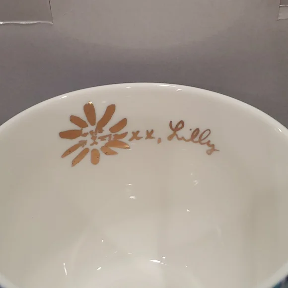 New in Box!  Lilly Pulitzer Ceramic Mugs - Set of 2 - Picture 8 of 9